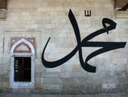 Fakta Seputar Rambut Rasulullah SAW: Gaya Potongan Hingga Ubannya