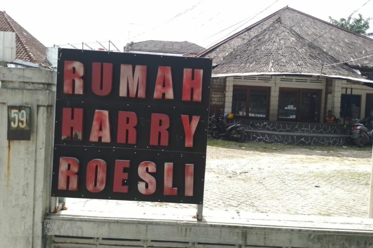 Rumah Musik Harry Roesli Di Cihapit Bandung Dijual Radaraktual Com