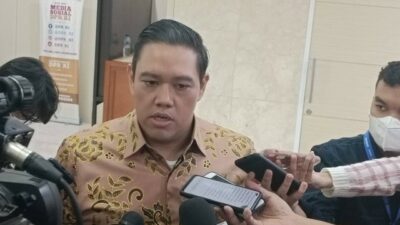 Dave Fikarno: Komisi I DPR RI Bakal Kaji Usulan UU Pembatasan Usia Main Medsos