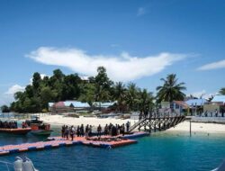 Sederet Pesona Alam di Desa Wisata Labengki Sultra: Goa, Pantai Hingga Laguna