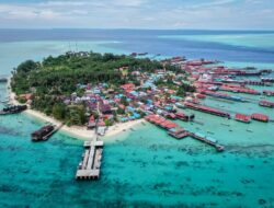Jadi Destinasi Wisata Favorit Wisman, Ini Pesona Kepulauan Derawan