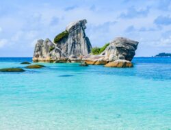Sensasi Menjelajahi Keindahan Pulau Kelayang di Belitung