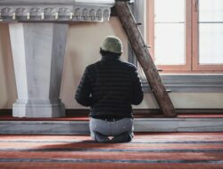 Sholawat Jibril: Bacaan, Waktu Mengamalkan dan Keutamaanya