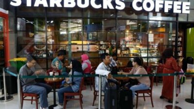 Starbucks Larang Penggunaan Fasilitas di Gerainya Jika Tak Membeli