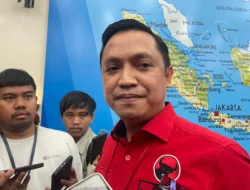 Ronny Talapessy Siapkan 1.000 Pengacara Bela Sekjen PDIP Hasto Kristiyanto Lawan KPK