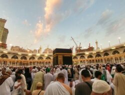 Ini Alasan Tak Boleh Ada Pesawat Melintas di Atas Kiblat Umat Islam, Ka’bah