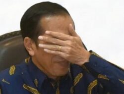 Rocky Gerung: Jokowi Bikin Malu Indonesia!