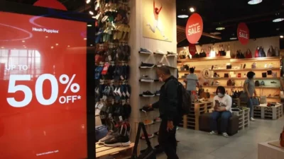 Masyarakat Bersiap Frugal Living Hadapi Ancaman PPN 12 Persen