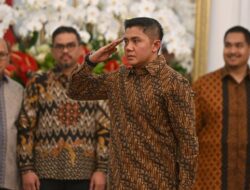 Ini Alasan Seskab Teddy Diusulkan Jadi Duta Sekolah Rakyat