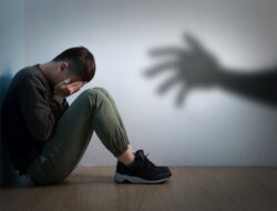Modus Guru Perempuan di SMP Grobogan Cabuli Murid Lelakinya: Janjikan Nilai Bagus