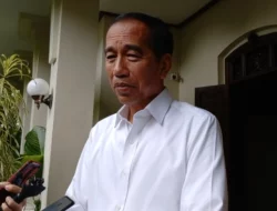 Eks Buzzer Tuding Pencitraan Jokowi Norak! Mobilisasi Massa Agar Rumahnya Ramai