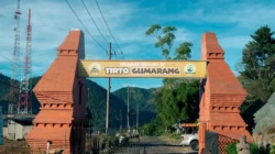 Glamping Dengan Layar Gunung Lawu dan Mongkrang di Tirto Gumarang, Magetan