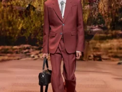 Ditolak di Indonesia, Raihan Fahrizal Kini Jadi Model YSL Hingga Louis Vuitton, Ini Kritik Pedas Melly Goeslaw