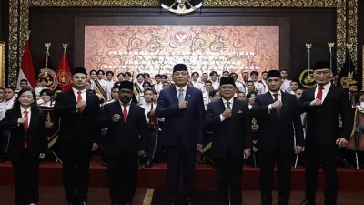 Faizal Assegaf Soal Menhan Lantik Deddy Corbuzier: Badut Jadi Stafsus! Tidak Profesional!