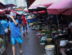 Ekonomi RI Suram: Cari Kerja Sulit, Cicilan Utang Gerogoti Penghasilan dan Tabungan
