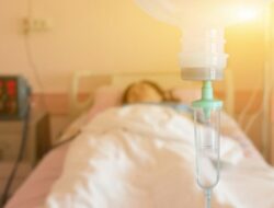 Awalnya Ada Darah Dalam Urine dan Nyeri di Pinggang, Wanita Ini Ternyata Kena Penyakit Ginjal Kronis