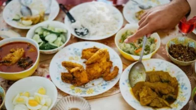 Bolehkah Makan dan Minum Setelah Imsak? Ini Penjelasan Lengkapnya