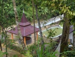 Sensasi Berendam di Pemandian Air Panas Sungai Pinang, Kuantan Singgigi