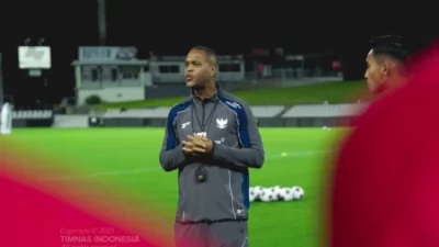 Timnas Indonesia Dibantai Australia 5-1, Patrick Kluivert Masih Dalam Bayang-bayang Shin Tae-yong