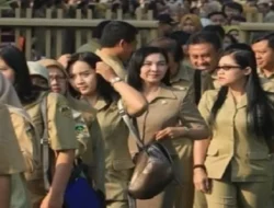 Kabar Gembira! Guru Sertifikasi Resmi Dapat Tambahan 100 Persen Tunjangan Dalam THR 2025