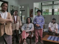 Gitaris Band Letto: Polisi Menusuk Dari Depan, Tentara Diam-diam Menikam di Belakang!