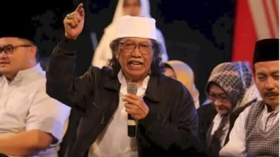 Ramalan Cak Nun: Pejabat Urus Keuangan Mundur Bulan 3-4 Tahun 2025, Bakal Jadi Kenyataan?