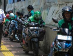 Adian Napitupulu Ungkap Bukti Gojek dan Grab Tak Peduli Nasib Driver Ojol