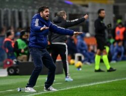 Dirayu AC Milan dan RB Leipzig, Cesc Fabregas Pilih Setia Melatih di Como 1907