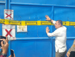 Perusahaan Tahan Ijazah Karyawan di Surabaya Disegel