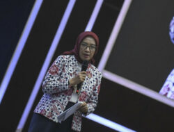 MenPANRB Rini Widyantini Tak Tahu Ada 700 CPNS 2024 Kemendiktisaintek Mundur