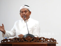 Dedi Mulyadi Larang Masjid di Jabar Minta Sumbangan di Jalan: Bikin Macet!