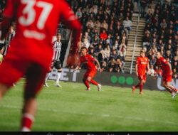Media Belanda Prediksi Mees Hilgers Bakal Dilego FC Twente Rp. 173,9 Miliar di Akhir Musim