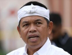 Bingung! Dedi Mulyadi Itu Gubernur Atau Youtuber?