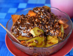 Rujak Natsepa, Kuliner Unik Khas Pantai Teluk Ambon