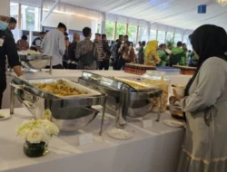 Ini Sederet Sajian Khas Nusantara di Open House Istana: Opor Ayam Hingga Bakso Solo!