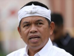 Dedi Mulyadi Ancam Kirim Para Siswa Jabar Yang Bermasalah ke Barak-barak Militer