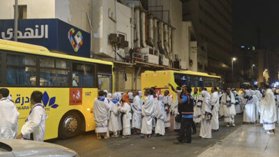 Bus Shalawat Siap Antarkan Jemaah Haji Indonesia Dari dan Ke Masjidil Haram: Gratis 24 Jam!