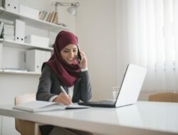 Mencari Rezeki Halal Jangan Bermalasan, Antara Ikhtiar dan Tawakal