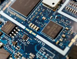 Kejayaan Nvidia Runtuh Usai Dihantam DeepSeek dan Perang Tarif AS-China