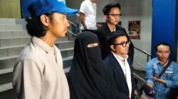 Umi Pipik dan Abidzar Laporkan 2 Akun Medsos Terkait Penghinaan ke Polda Metro Jaya