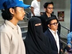Umi Pipik dan Abidzar Laporkan 2 Akun Medsos Terkait Penghinaan ke Polda Metro Jaya