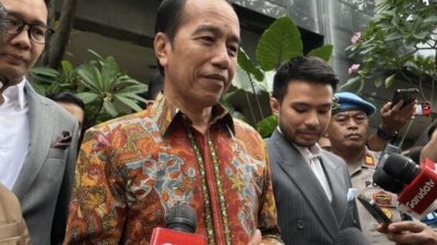Rocky Gerung: Publik Mengingat Mengenang Jokowi Sebagai Presiden Pembohong