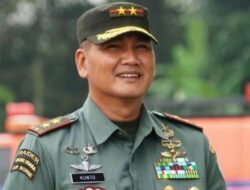Termasuk Putra Try Sutrisno, Ini 10 Pati TNI Yang Dimutasi Jadi Stafsus KSAD
