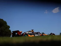 Oscar Piastri Asapi Lando Norris di FP1 F1 GP Emilia-Romagna 2025