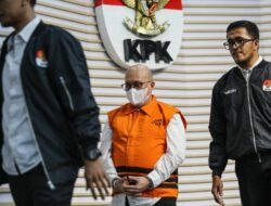 Jadi Terdakwa Korupsi Rp. 1 Triliun, Eks Dirut PT Taspen, Antonius Kosasih Segera Duduk di Kursi Pesakitan