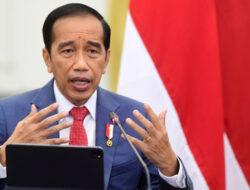 Jadi Kandidat Kuat Caketum PSI, Jokowi Resah Hanya Momong Cucu?