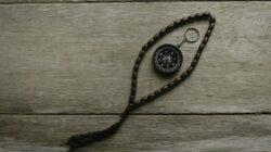 3 Tips dan Trik Tentukan Arah Kiblat Dengan Cara Tradisional dan Modern