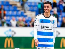 Eliano Reijnders Tampil Penuh 90 Menit Bantu PEC Zwolle Hajar NAC Breda 3-1
