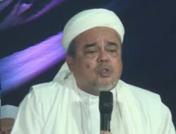 Habib Rizieq Shihab Sentil Pemerintah Karena Biarkan Preman Berkedok Ormas: Beraninya Bubarkan FPI