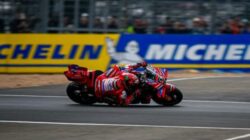 Tak Dapat Poin di MotoGP Prancis 2025, Penampilan Francesco Bagnaia Banjir Kritik